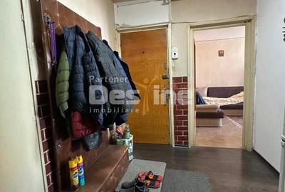 Apartament 3 camere decomandat - 2 bai - etaj 7/8 in zona Vitan - 19