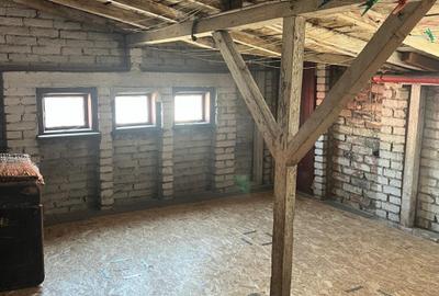 Gara de Nord - Plevnei 3 camere decomandat parter 81 mp + pivnita + pod - 12