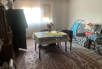 Casa de vanzare 5 camere teren aferent 1410 mp cu toate utilitatile zona Oarda - 8