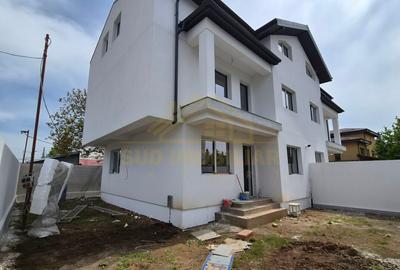 Duplex cu 7 camere în Central
