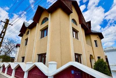 .	Casă elegantă într-o zonă liniștită, perfectă pentru un nou început - 15