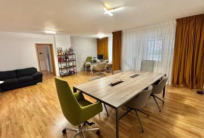 Apartament cu 3 camere decomandat, mobilat în Barbu Văcărescu