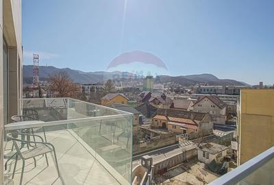 2 Camere Premium ONE66 | Vedere Tâmpa | Comision 0% - 17