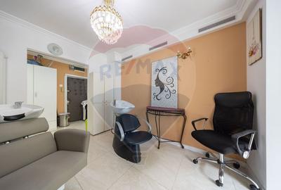 Spatiu/ punct de lucru in salon de infrumusetare! - 6