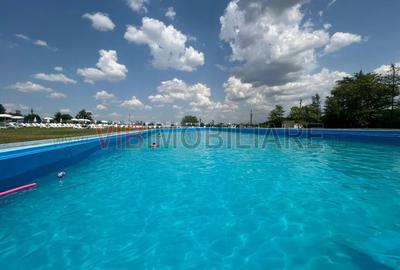 Spațiu comercial, de 2,500 mp, în Călacea