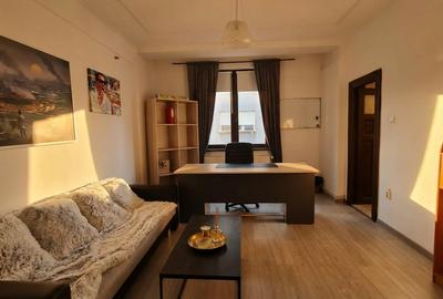 Birou ~ Mobilat ~ Victoriei ~ Langa Metrou ~ Centrala Proprie - 1