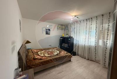 Apartament cu 3 camere de vânzare în zona Lapus - 3