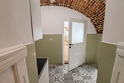 Apartament 2 camere mobilat si utilat zona Piata Sfatului - 15