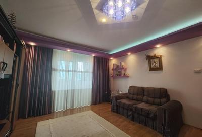 Apartament cu 2 camere decomandat în Costin Georgian