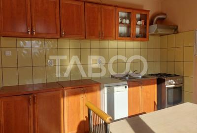 Casa 200 mpu 4 camere curte si gradina zona linistita Talmaciu - 6