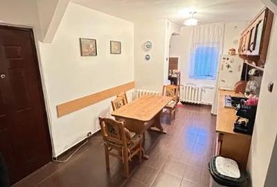 4 camere Bucovina etaj 2 decomandat - 1