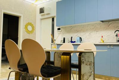 Apartament cu 2 camere decomandat, mobilat în Sat Vacanță