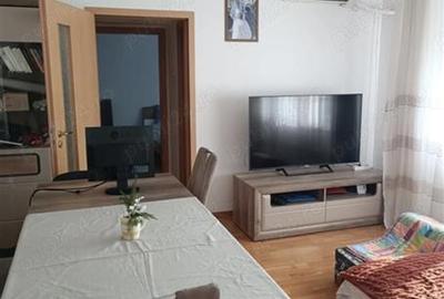 Apartament cu 2 camere semidecomandat, mobilat în Complex Studențesc