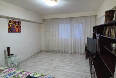 Inchiriez apartament zona Delfinariu Constanta - 8