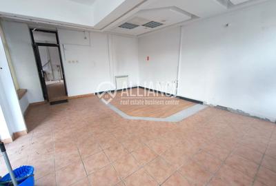 CENTRU - Bdul Tomis spatiu comercial cu vitrina stradala! - 7