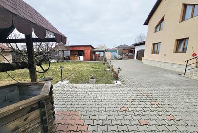 Casa eleganta,zona centrala Aiton,cu ciubar,gradina si panouri fotovoltaice - 3