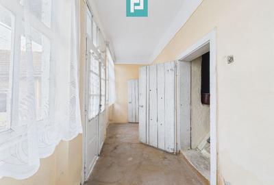 Proprietate cu 3 case din văiugă și teren în Nadab - 9