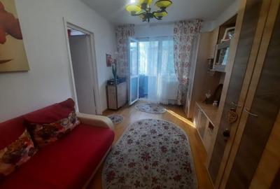 Apartament 2 camere, etajul 2/4, zona Alexandru cel Bun - 2