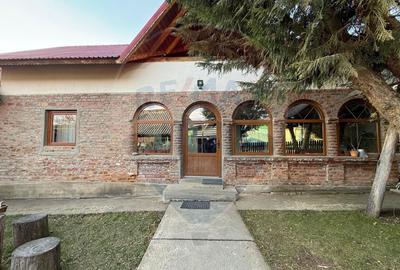 Casa cu teren de vanzare Golesti-Ramnicu Valcea / Manastirea Filimon - 1