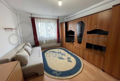 Garsonieră semidecomandată, mobilată în Mărăști