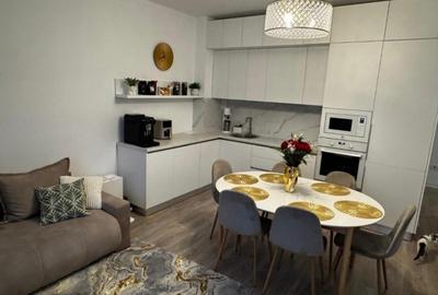 Apartament cu 3 camere semidecomandat în Păcurari