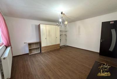 Casa cu 8 camere de inchiriat in zona Centrala - Oradea - 4