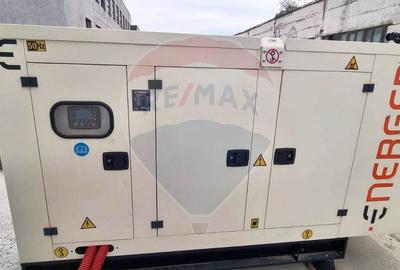 Cladire Comerciala Mixta de Vanzare sau de inchiriat - 13