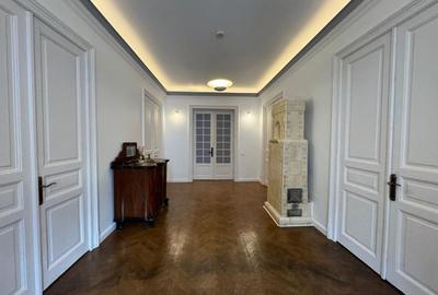 Etaj intreg, 5 camere in VILA INTERBELICA 180 mp, renovat - 10