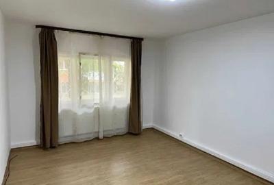 Apartament 3 camere in zona P-ta Zorilor