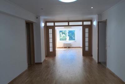 Vânzare apartament de 3 camere Unirii - 4