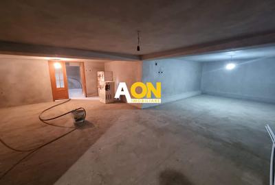 Casa la rosu,2100 mp teren,zona Micesti - 14