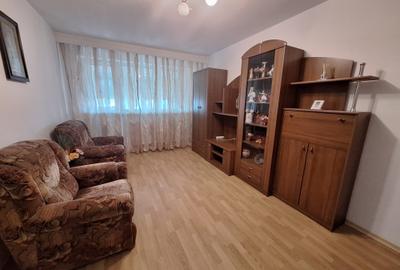 Abator, Sos. Mangaliei, 2 decomandate, 52 mp, mobilat si utilat, gaze, 400 Euro - 3