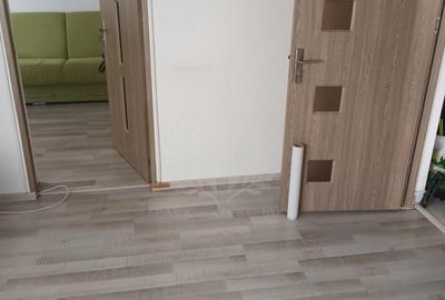 Apartament cu 2 camere semidecomandat în Republicii