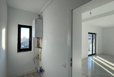 Duplex despartit prin camera tehnica  finisaje premium Mosnita - 17