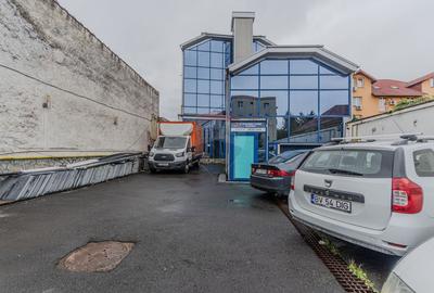 Cladire de 902 mp utili de vânzare, zona Grivitei - DN 13, COMISION 0 - 23