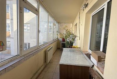 Apartament 3 camere, etaj intermediar- Nicolina, Pizza Nico - 10
