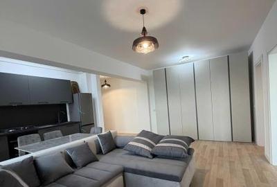 Apartament cu 2 camere de vânzare, zona Km 5 - 1