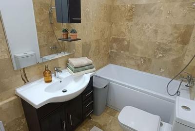 Apartament 3 camere de vânzare – Sector 6 - 10