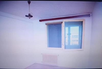 5 min Parc IOR 2 camere insorit Cf.1 cu balcon etaj superior pe mijloc - 2