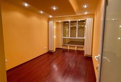 Apartament 3 camere 1 Decembrie 1918 centrala proprie - 1