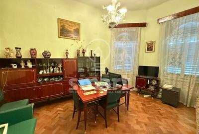Casă în centrul istoric cu spațiu comercial și parcare proprie Zona 0 - 3