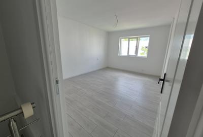 Vila cu 4 camere+mansarda locuibila neamenajata,curte 240 mp - 12