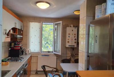 Apartament 3 camere - semidecomandat -  Trapezului - 8