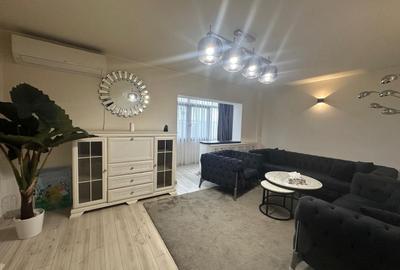 Apartament cu 3 camere decomandat, mobilat în Poarta 6