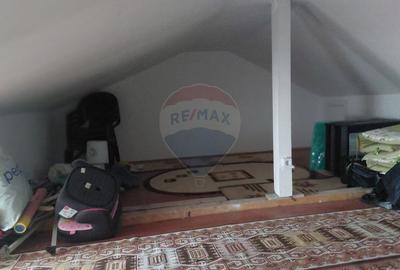 Casă / Vilă cu 10 camere de vânzare în zona Central - 18