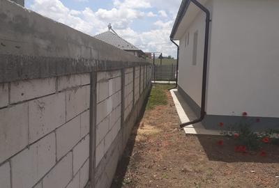 Casă individuală cu 4 camere în Ciorogârla