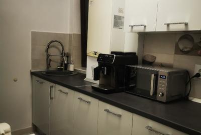 VÂND APARTAMENT 2 CAMERE | 44 MP | COMPLET MOBILAT & UTILAT | PARCARE INCLUSĂ | - 2