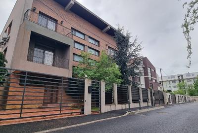 Vila lux Baneasa-Lac, langa Petrom City, zona exclusivista pe malul lacului - 2