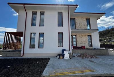Casa Tip Duplex parter+etaj,120 mp utili,400 mp de teren, situata in Chinteni! - 9