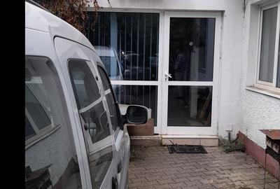 Casa zona 15 Noiembrie, 6 camere, suprafata 230 mp,teren 346 mp! - 1